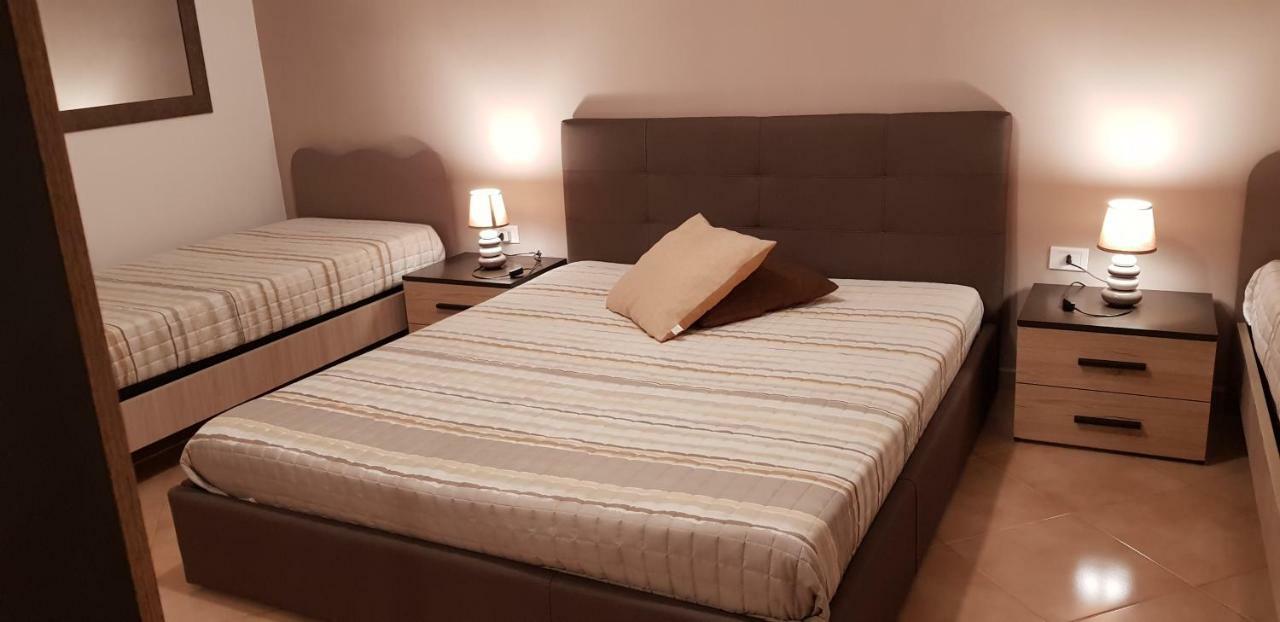 ポンペイ La Dimora Di Poppea Bed & Breakfast エクステリア 写真